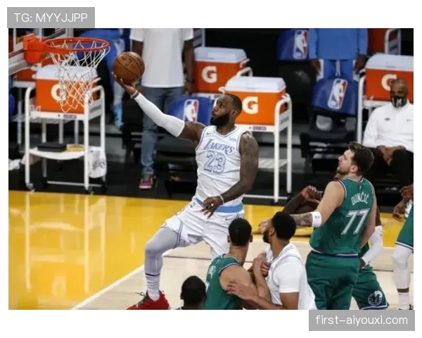 唐斯挡拆助攻提升球队空间 利用内线多样进攻拉开差距