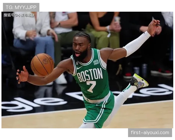 罗伯特·帕里什挡拆中投效率提升显著助凯尔特人核心稳定输出